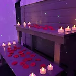 Galaxy - Venus Jacuzzi Et Sauna Privatif Apartmán Champigneulles