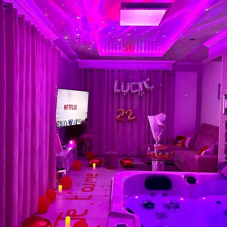 Galaxy - Venus Jacuzzi Et Sauna Privatif * Champigneulles