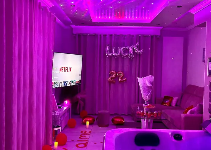 Galaxy - Venus Jacuzzi Et Sauna Privatif * Champigneulles